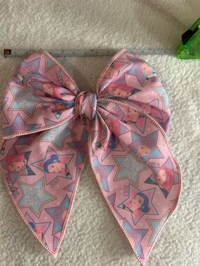 K pop Pink Character Print Bow Hair Ribbon